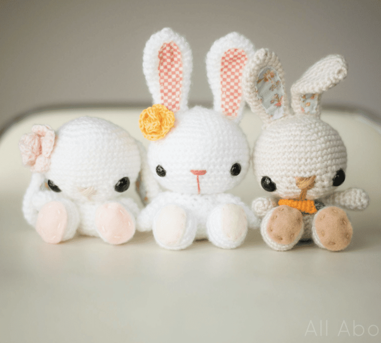 29 Easy Crochet Animal Patterns (All Free!)