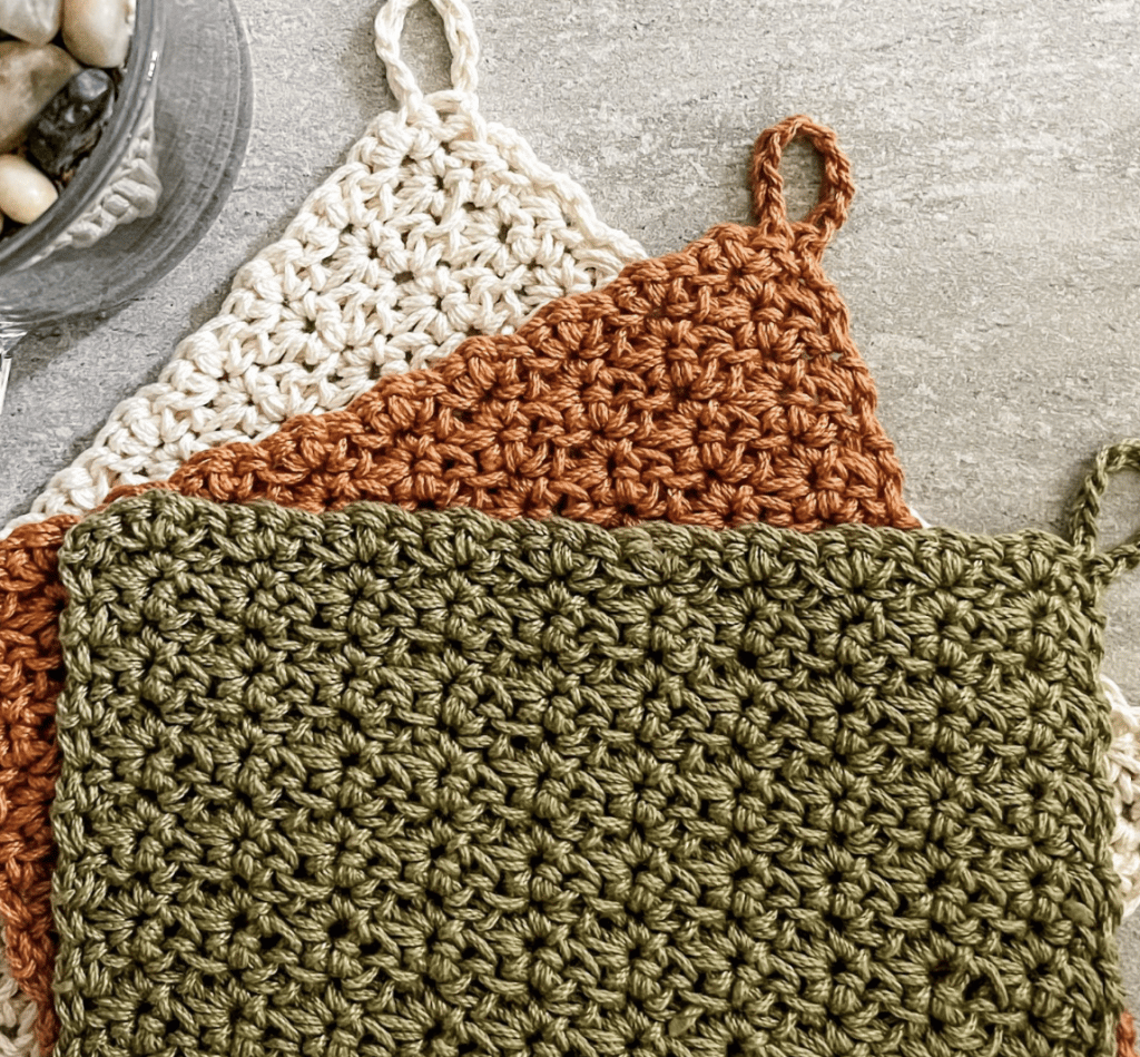 9 Easy Crochet Dishcloth Patterns (Beginner Friendly) - Daisy