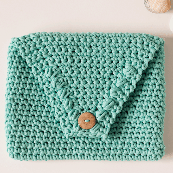 Summer Flat Clutch w/Tabs - Sea Green & Cream Crochet Checker – People  People