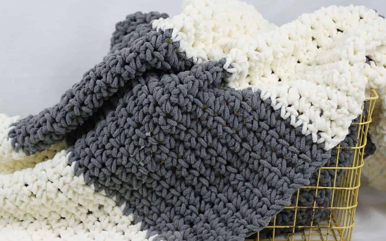 Easy Granite Crochet Blanket Pattern for Beginners Easy Crocheted Throw