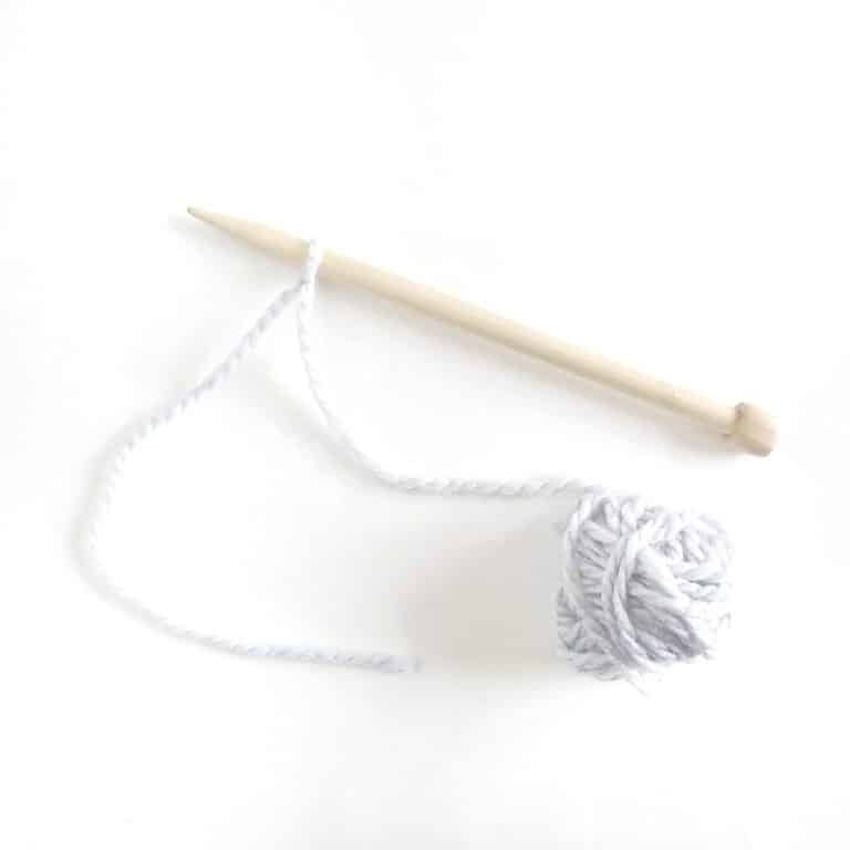 How to Make a Slip Knot in Knitting