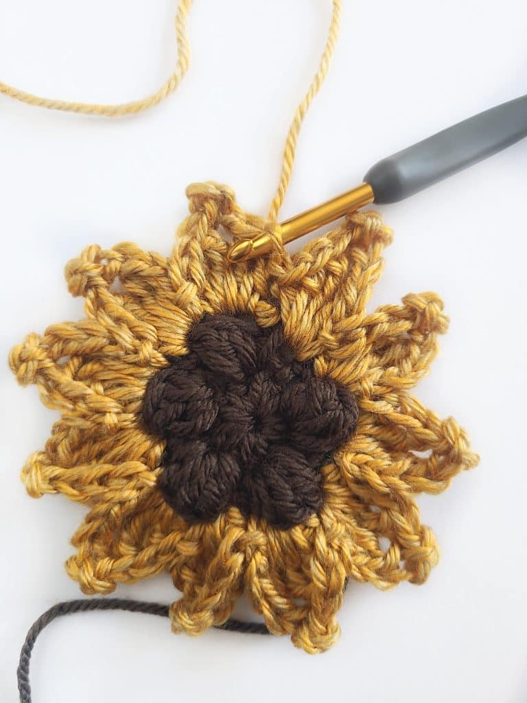 Tips to Making a Perfect Crochet Flower