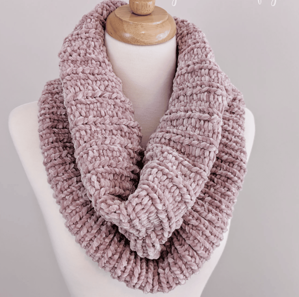 Ribbed Velvet Knit Cowl - Free Pattern - Just Be Crafty  Cowl knitting  pattern, Knit cowl pattern free, Crochet beanie pattern