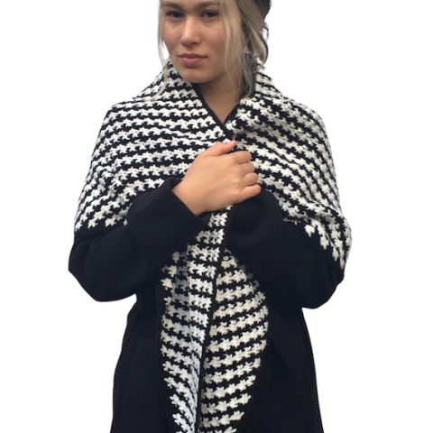 Image for Houndstooth Triangle Wrap Crochet Pattern (Paid)