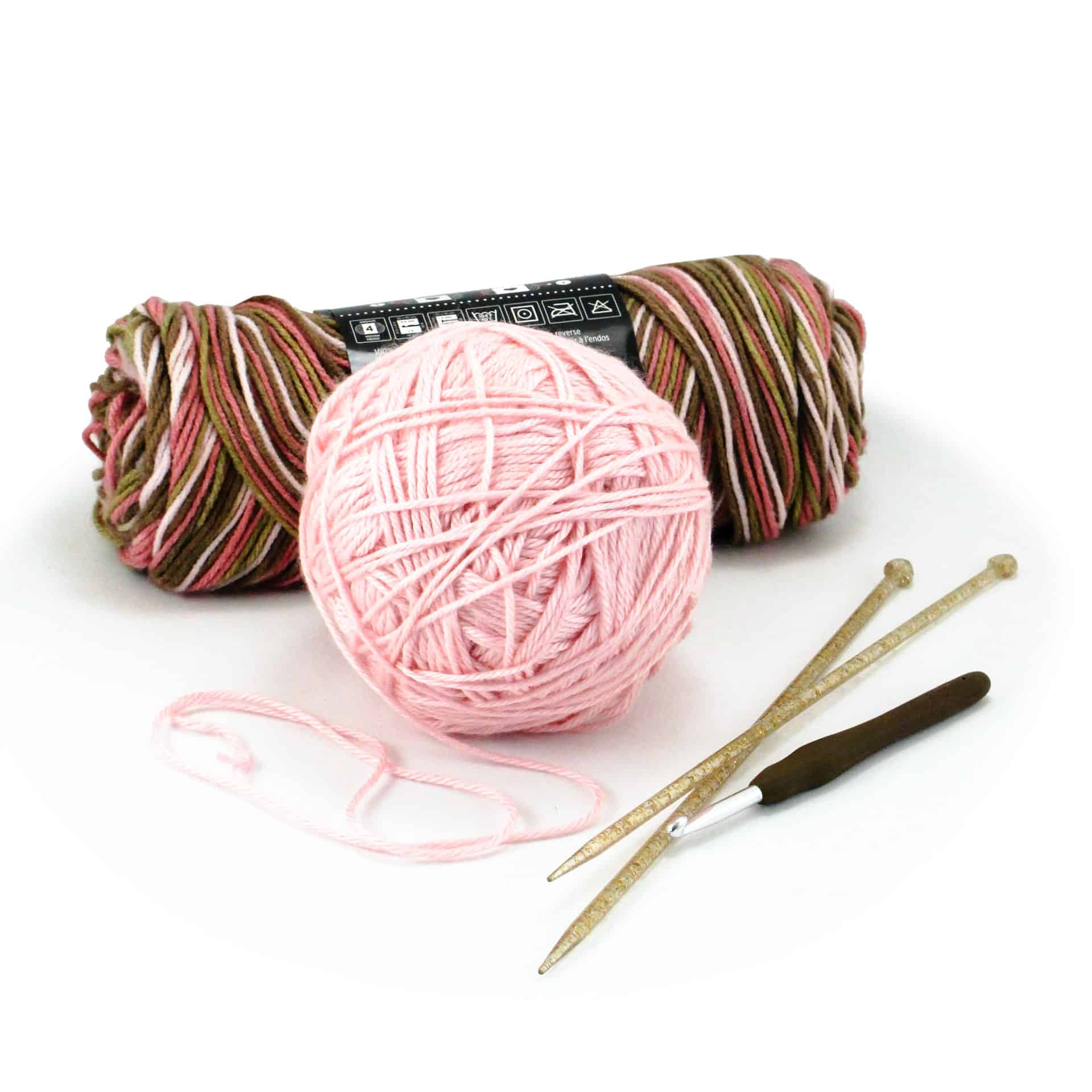 Knitting vs crochet: What's the difference and which is easier? - Gathered