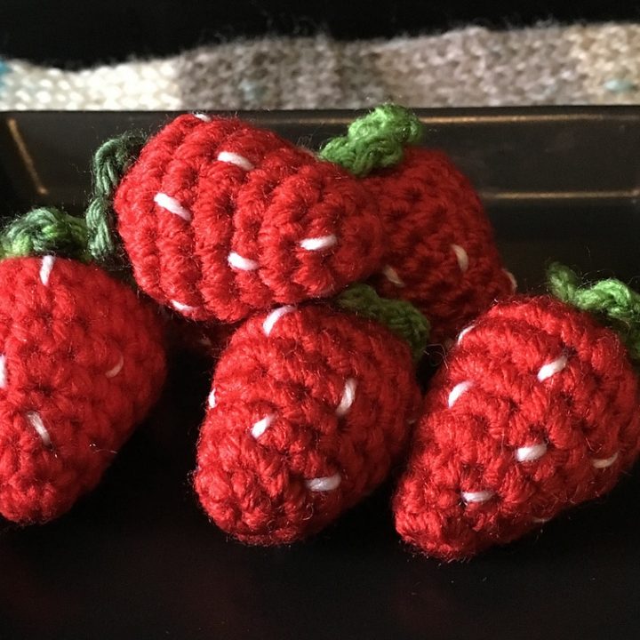 Image for Free Crochet Pattern: Simple Strawberry