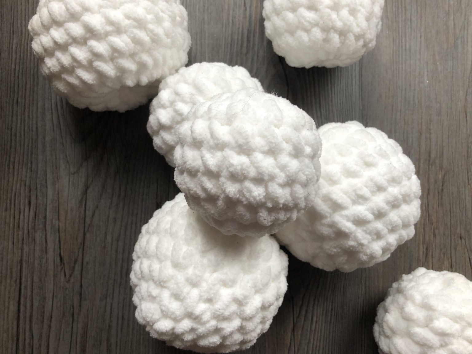 All About Bernat Blanket Yarn (plus 26 free Crochet Patterns) Easy