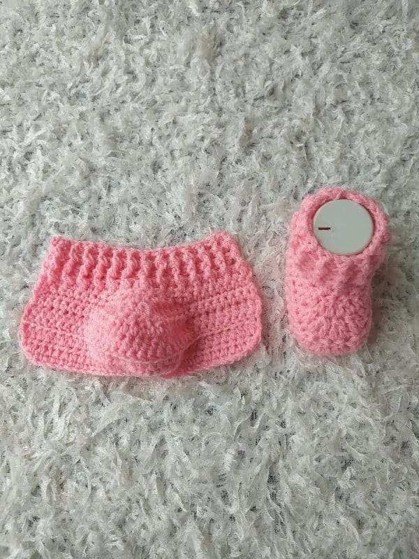 Crochet Baby Booties Worked Flat