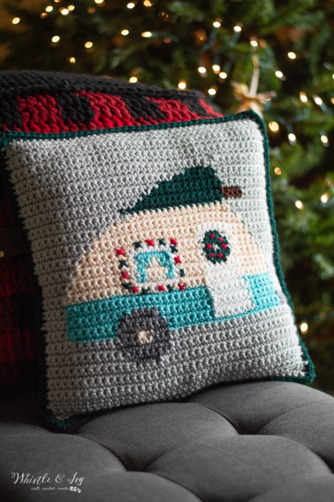 28 Free Crochet Christmas Patterns for the Home - Easy Crochet Patterns