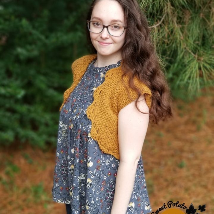 Image for Enlaced Underbrush Shrug-A Free Women’s Garment Pattern