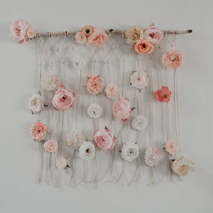 Image for Easy Macrame Wall Hanging with Flowers