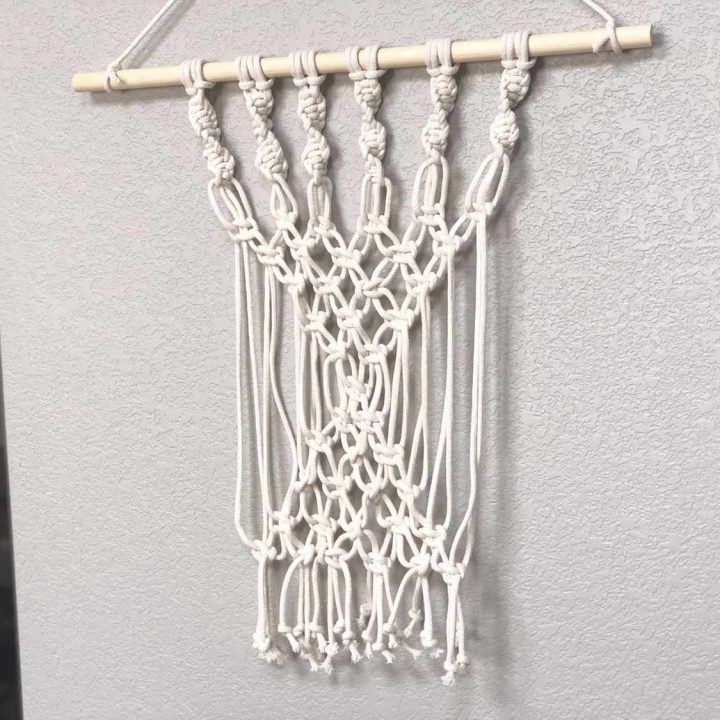 Image for Free & Quick Macrame Wall Hanging 