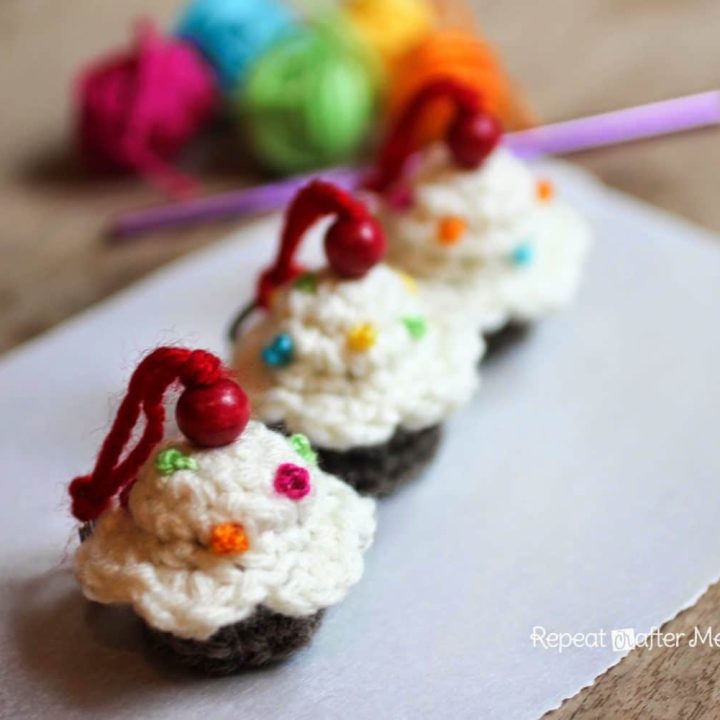 Image for Crochet Cupcake Keychain Pattern