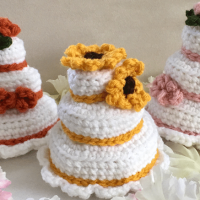 Image for Tiny Wedding Cake Crochet Pattern ~ Crafty Kitty Crochet