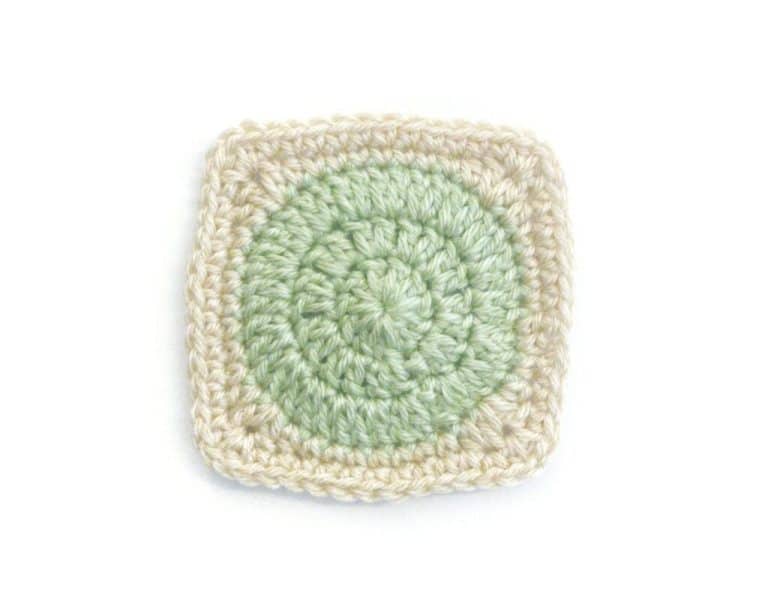 29 Easiest Crochet Square Patterns to Make (Granny, Motifs + more!)