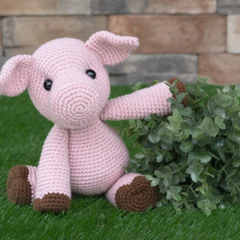 Image for Paisley the Pig Free Amigurumi Pattern