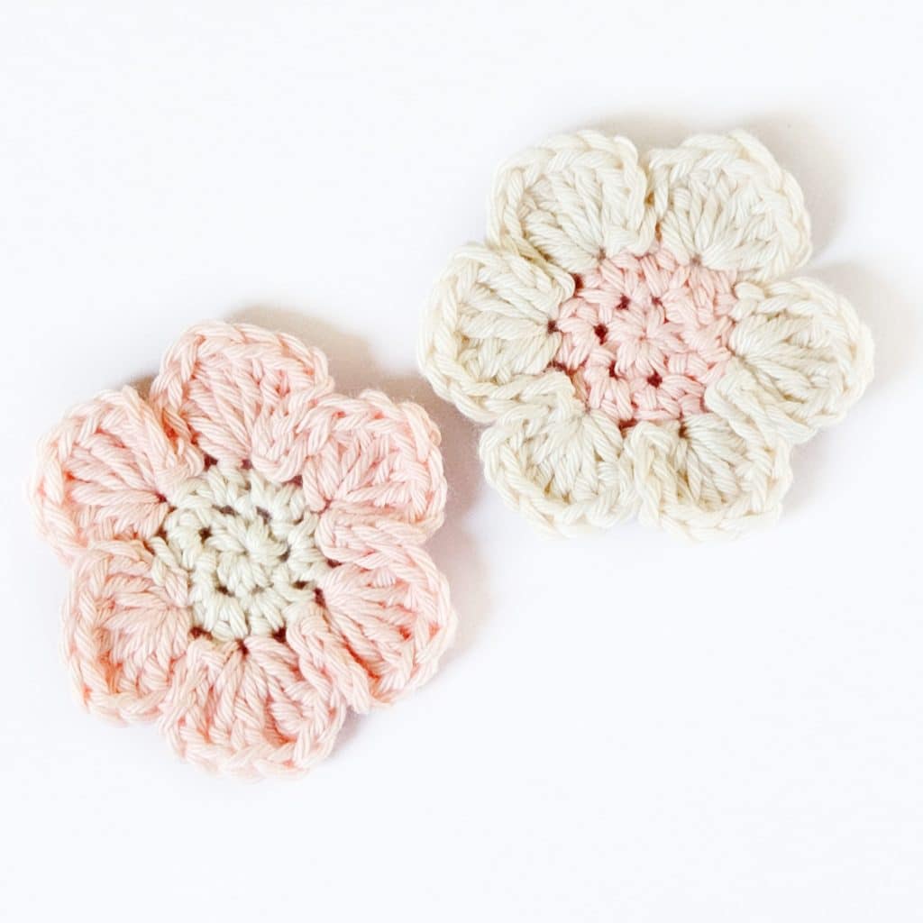 26 Easy crochet flower patterns + How to use them 