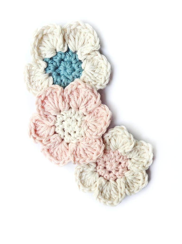 6 Petal Crochet Flower Applique
