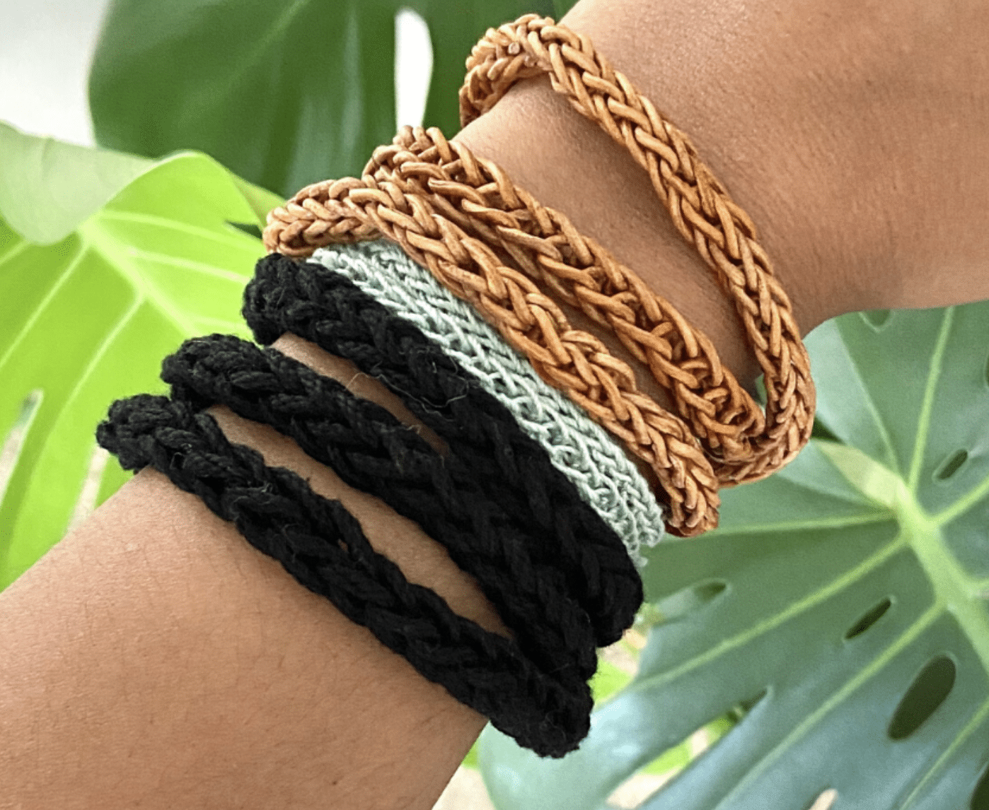 Retro Style Granny Square Crocheted Bangle Bracelet – lindsaystreemdesigns