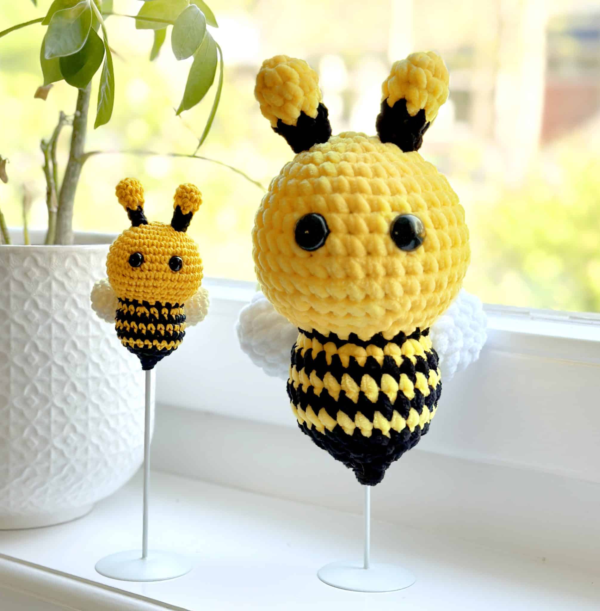 DIY Amigurumi Crochet Kit Big Bee / Amigurumi Big Bee / Handmade Big Bee /  