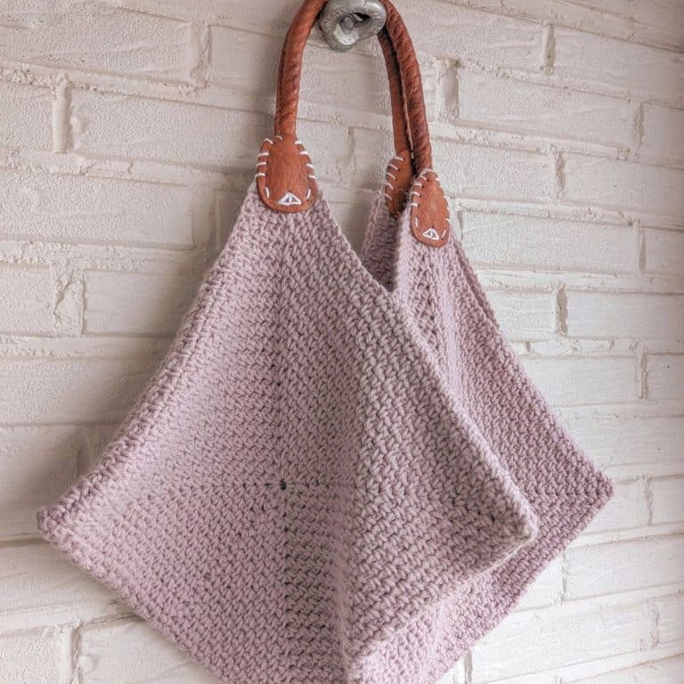 Shell Stitch Market Tote Bag - What to do with Variegated Yarn