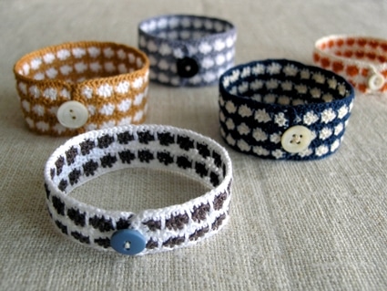 Crochet Beaded Anklets - Free Crochet Pattern - Jewels and Jones