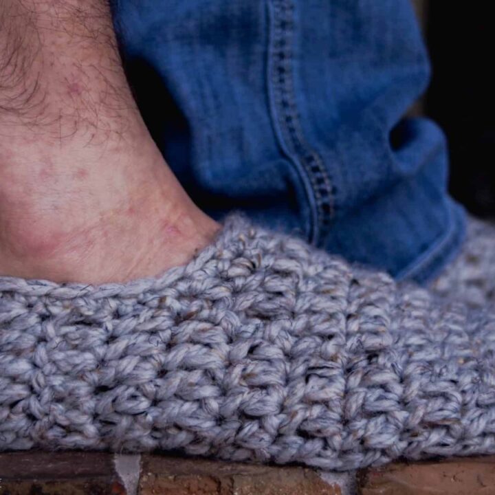 Image for Fast and Free Men's Slippers Crochet Pattern