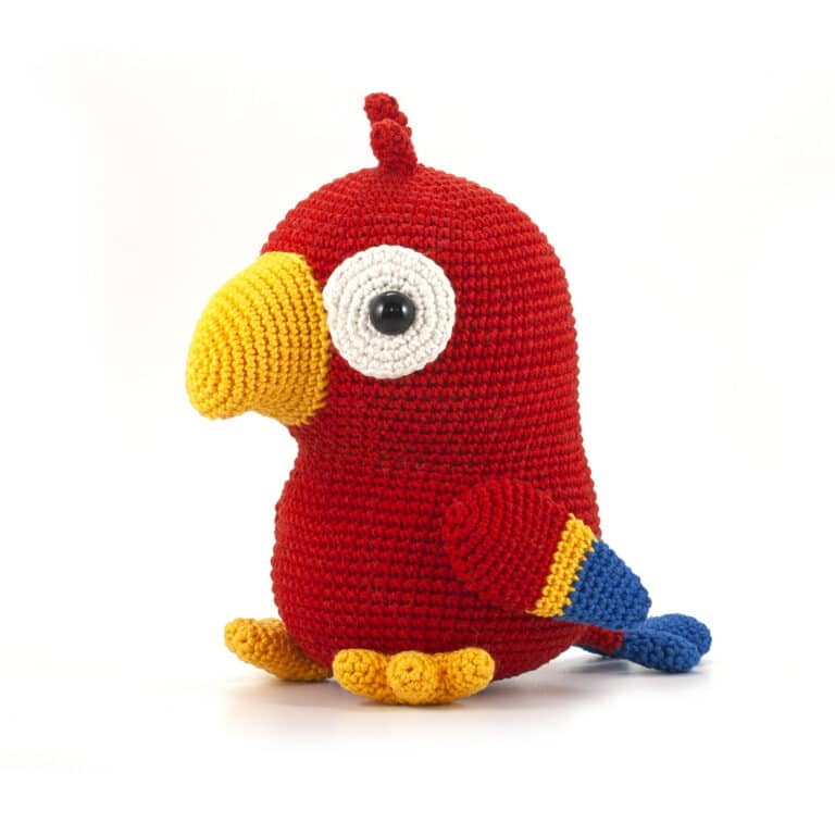 Poco the Parrot Amigurumi – free crochet pattern