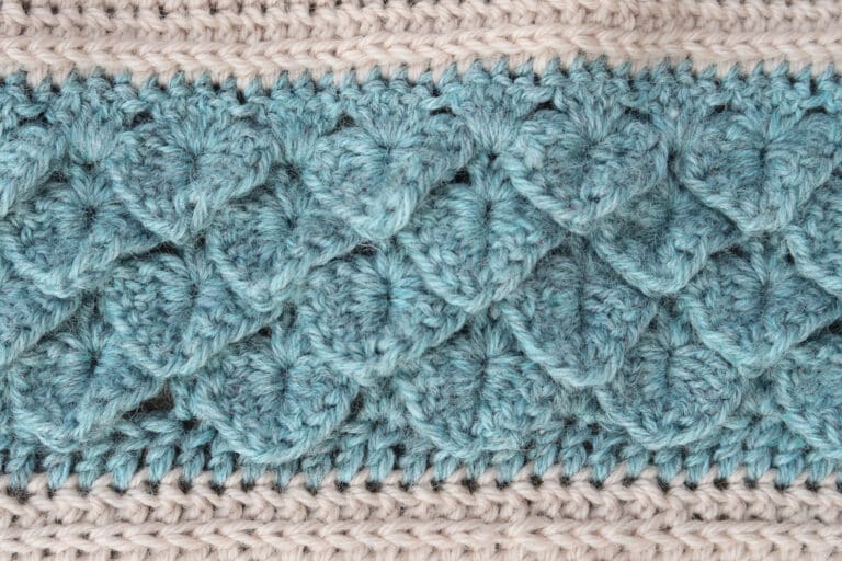 Plume Scales Crochet Blanket Stripe Pattern