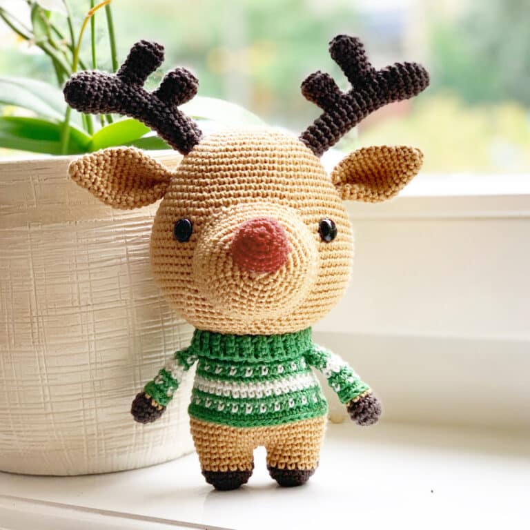 Comet the Reindeer Amigurumi